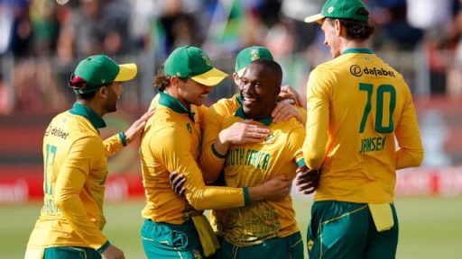 South African cricket team celebrating a victory